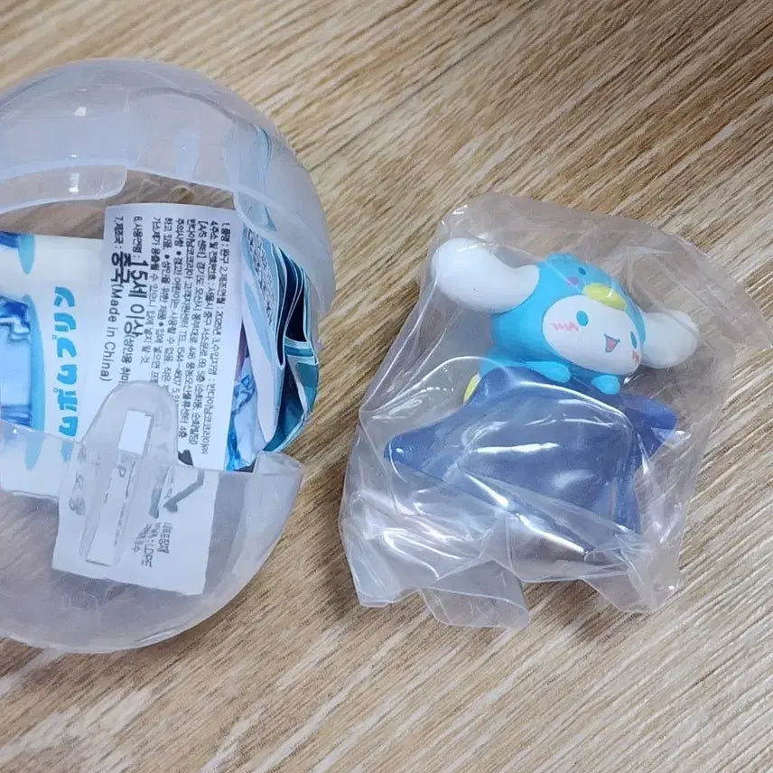 [BUNJANG] Cinnamoroll Ice Gacha Figure / 시나모롤 얼음 가챠 판매