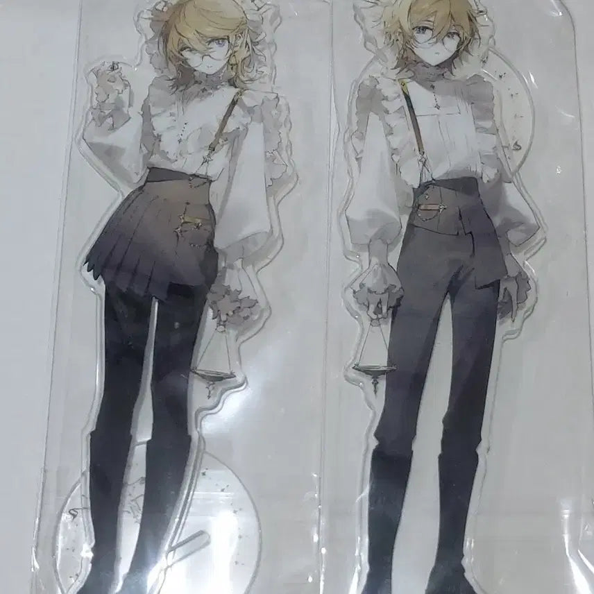 [BUNJANG] Kagamine Rin Kagamine Len Rella Acrylic Stand Bundle Set / 일괄) 보컬로이드 카가미네 린 카가미네 렌 렐라 Rella 아크릴스탠드