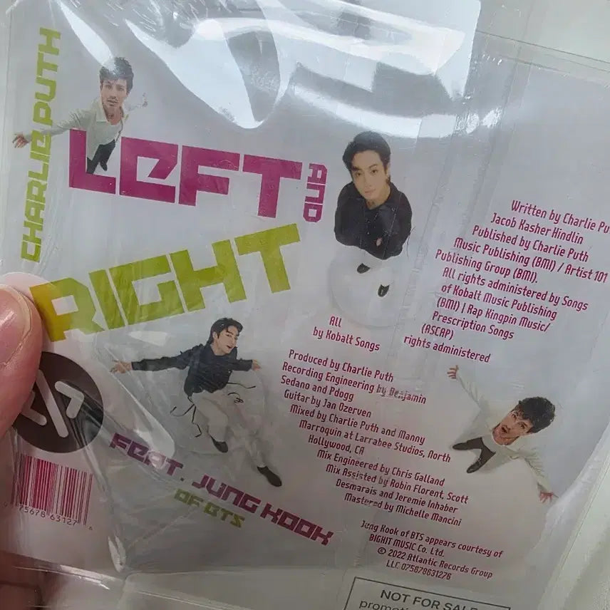 [BUNJANG] Charlie Puth x Jungkook BTS Autographed "Left and Right" CD / 비매)찰리푸스 X 방탄소년단정국 앨범의 정국친필싸인 CD