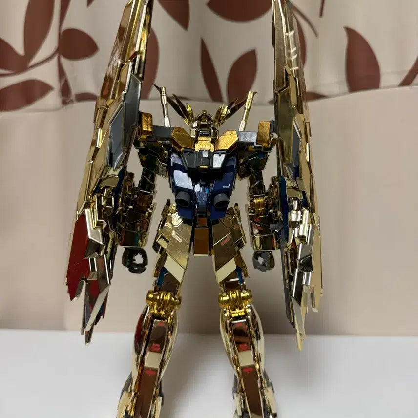 [BUNJANG] Bandai MG Unicorn Gundam Phenex Titanium Finish Assembled Model (B-Grade) / 반다이 MG 유니콘 건담 페넥스 티타늄피니쉬 가조 B급
