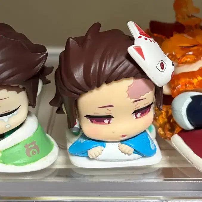 [BUNJANG] Demon Slayer (Kimetsu no Yaiba) Gachapon Figures (Onemutan, Shoulder Tap) / 귀멸의칼날 가챠 (오네무탄, 어깨쿵)