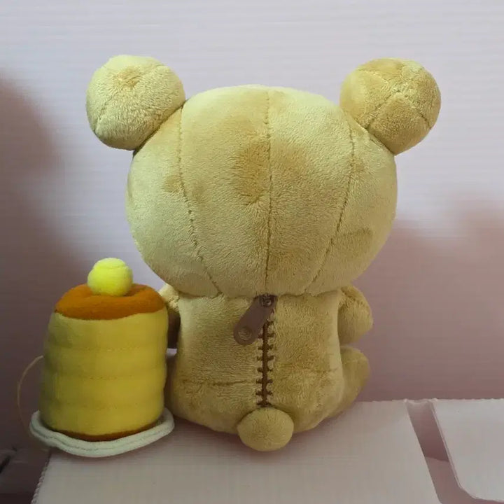 [BUNJANG] Classic Rilakkuma Pancake Plush Doll / 고전 리락쿠마 팬케이크 인형