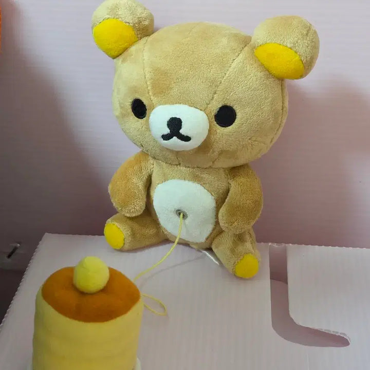 [BUNJANG] Classic Rilakkuma Pancake Plush Doll / 고전 리락쿠마 팬케이크 인형