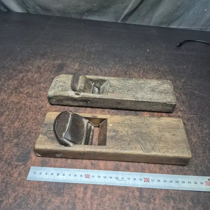 [BUNJANG] Antique Wooden Hand Plane Set of 2 / 오래된 나무 대패 2개 세트