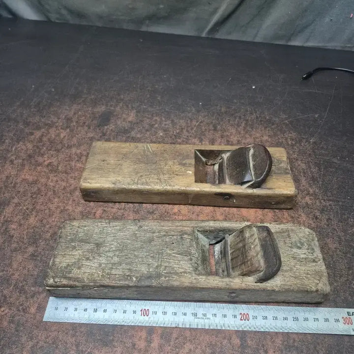 [BUNJANG] Antique Wooden Hand Plane Set of 2 / 오래된 나무 대패 2개 세트