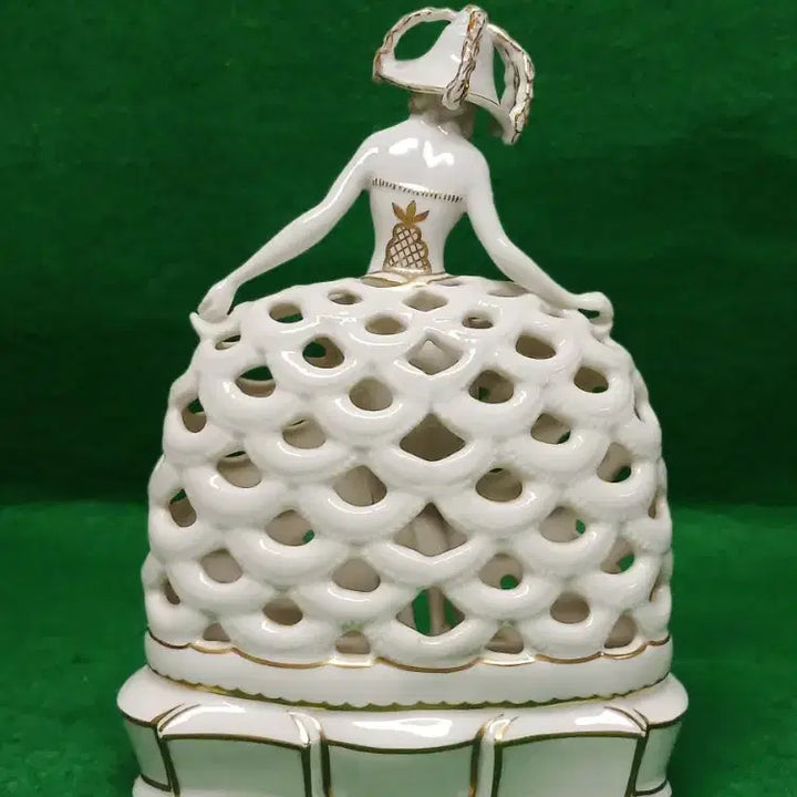 [BUNJANG] Hutschenreuther Art Deco Porcelain Figurine - Large Crinoline Lady (24.5cm) / [독일엔틱]후첸로이터 대형 레이스 도자기인형 피겨린(A급급)[H:24.5