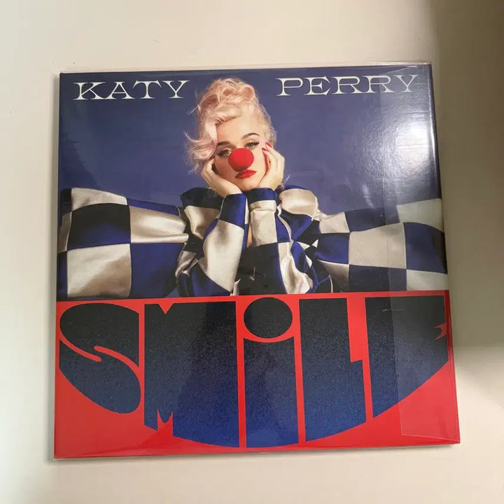 [BUNJANG] Katy Perry Smile LP White Vinyl / 케이티 페리 Smile LP 화이트반