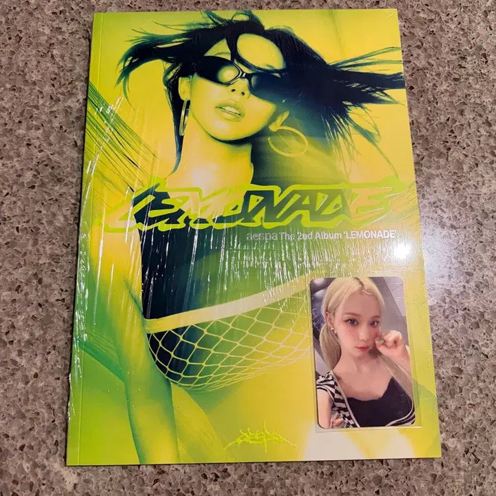 [BUNJANG] Aespa Karina Acid Version Album &amp; Winter Lucky Draw Photocard / 에스파 Lemonade 카리나 Acid 앨범 &amp; 윈터 럭드 포카