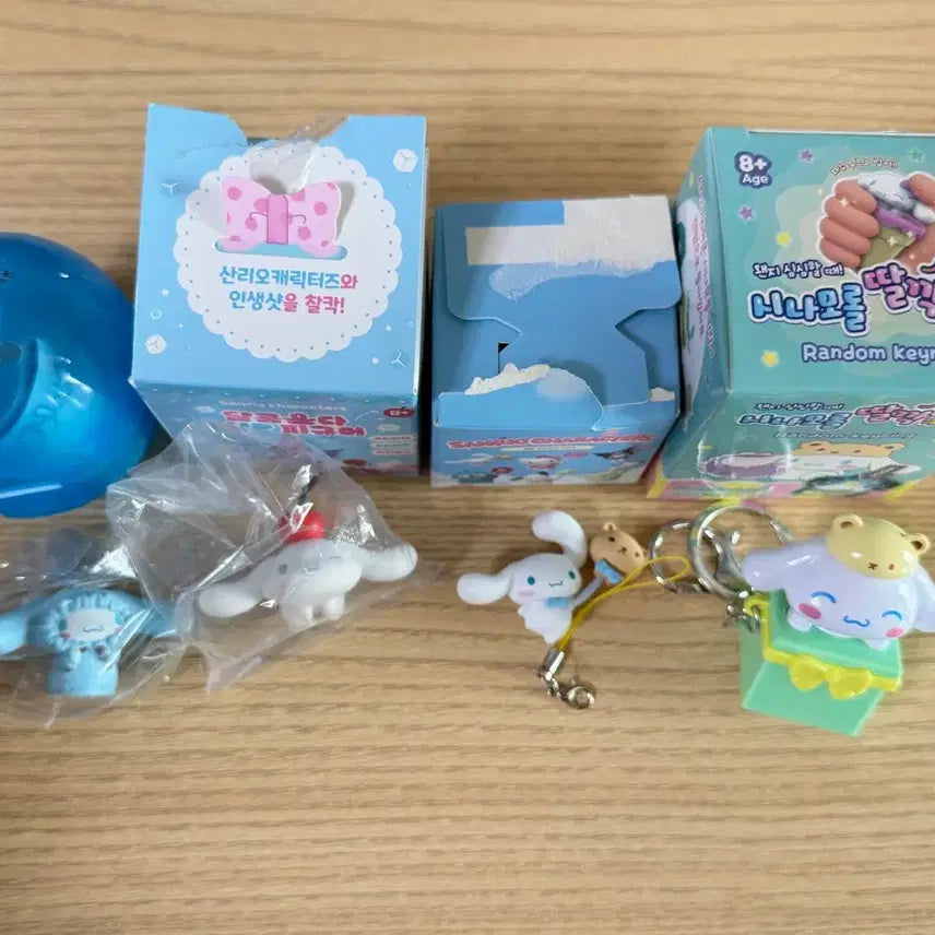 [BUNJANG] Cinnamoroll Figure Set (4 Types) / 시나모롤 피규어 4종 일괄