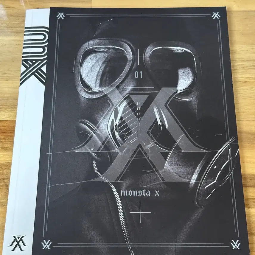 [BUNJANG] MONSTA X Trespass Mini Album Vol. 1 + I.M Photocard / 몬스타엑스 데뷔 앨범 미니1집 트레스패스 trespass (+임창균 포카