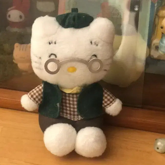 [BUNJANG] Rare Vintage Japanese Hello Kitty Grandpa Family Doll / 레어! 일본고전 키티 할아버지 가족 인형