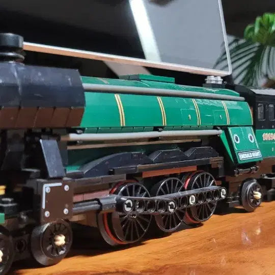 [BUNJANG] LEGO Emerald Night 10194 / 레고 에메랄드 나이트 10194(정품)
