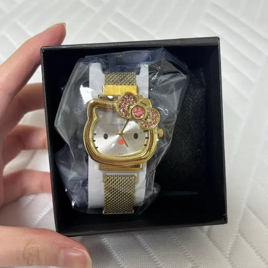 [BUNJANG] Sanrio Hello Kitty Wristwatch / 헬로키티 손목시계 산리오