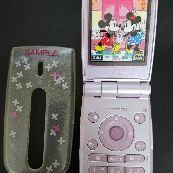 [BUNJANG] Docomo Pink Pearl Mockup Phone with Disney Mickey &amp; Minnie Screen / 도코모 핑크펄 목업폰 / 디즈니 미키,미니 화면 목업폰