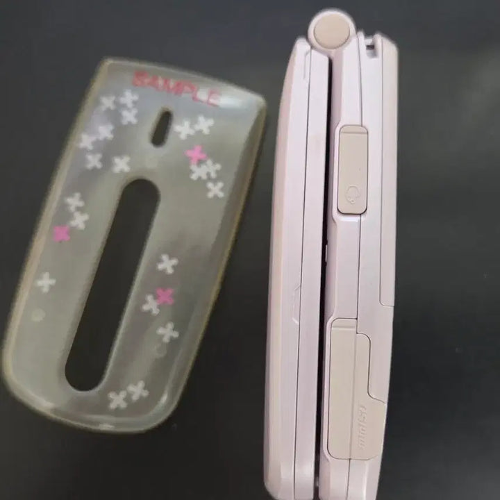 [BUNJANG] Docomo Pink Pearl Mockup Phone with Disney Mickey &amp; Minnie Screen / 도코모 핑크펄 목업폰 / 디즈니 미키,미니 화면 목업폰