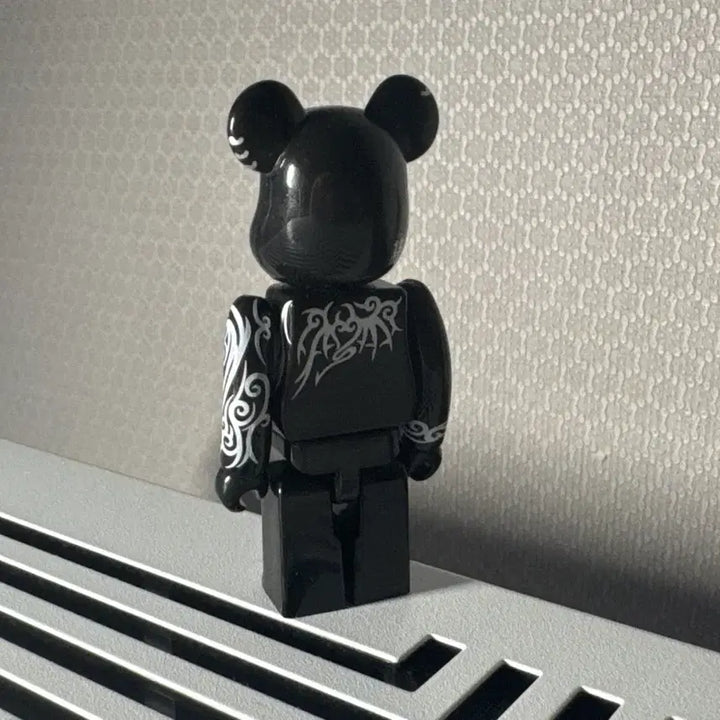 [BUNJANG] Bearbrick Jwyed 400% &amp; 100% Set / 베어브릭 Jwyed 400 100에 100 판매합니다