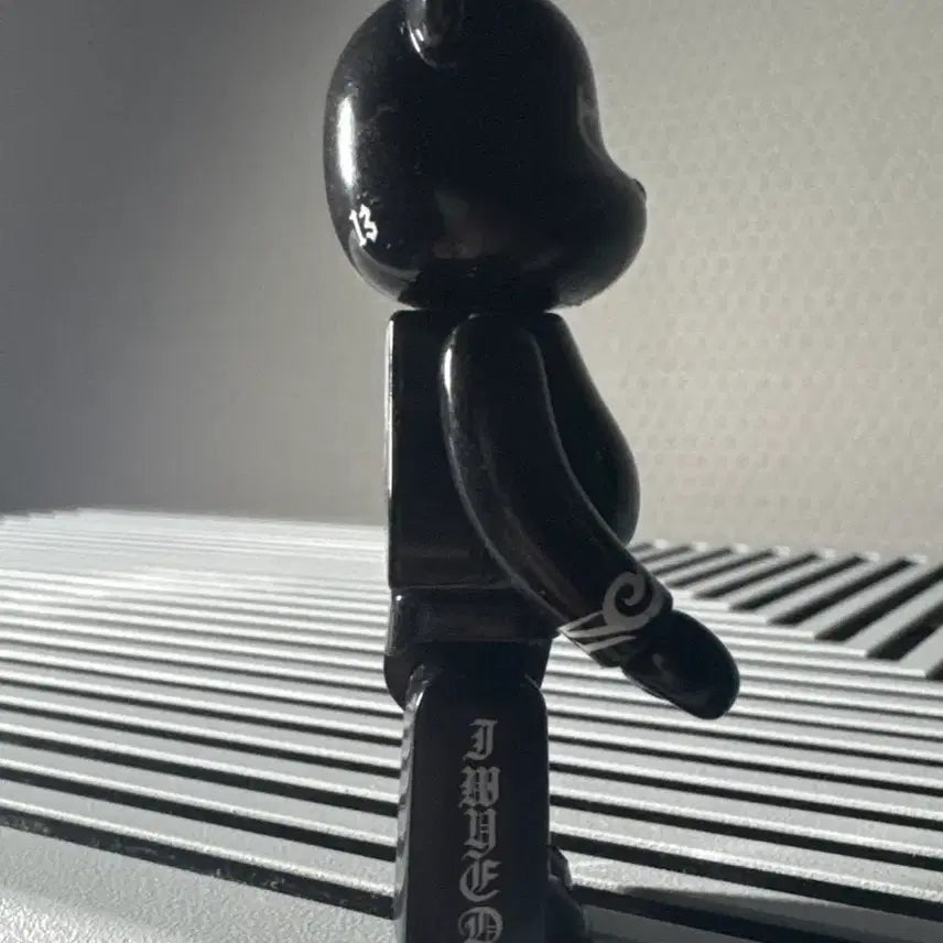 [BUNJANG] Bearbrick Jwyed 400% &amp; 100% Set / 베어브릭 Jwyed 400 100에 100 판매합니다