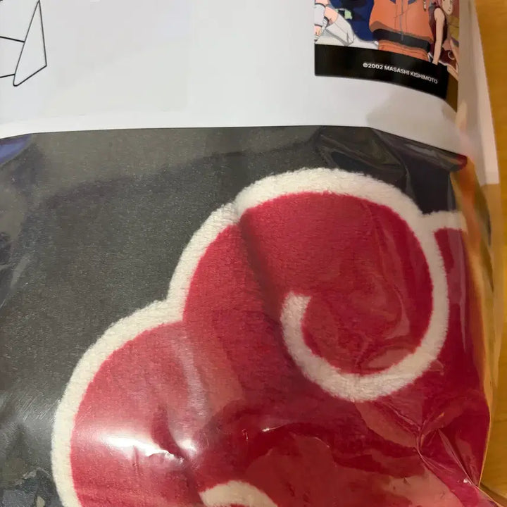 [BUNJANG] SPAO Naruto Akatsuki Hooded Blanket / 스파오 나루토 아카츠키 후드 담요