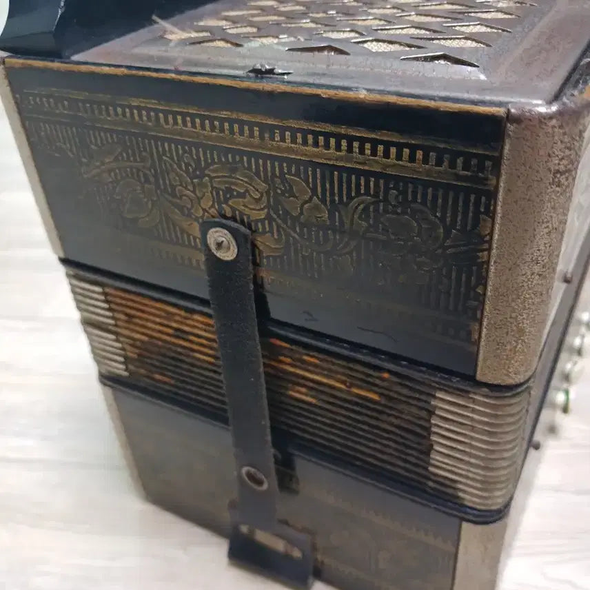 [BUNJANG] Hohner Diatonic Accordion Antique / 호너 아코디언 골동품