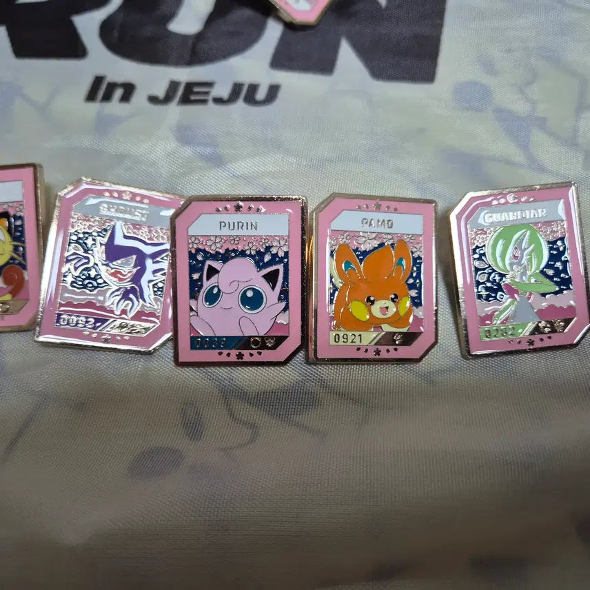 [BUNJANG] Isaac Toast Pokemon Sinnoh Badges Set / 이삭토스트 포켓몬 뱃지 신오전포3 일괄