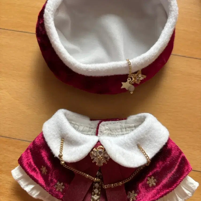 [BUNJANG] Ninimal Velvet Cape &amp; Beret Set 10cm Doll Clothes / 니니멀 벨벳케이프 10cm