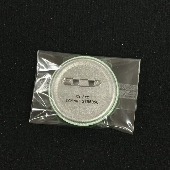 [BUNJANG] Chiikawa Embroidered Can Badge Kurimanju / 치이카와 자수 캔뱃지 쿠리만쥬