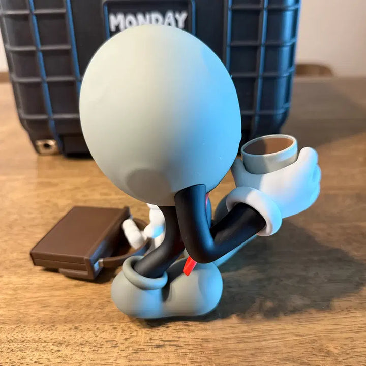 [BUNJANG] Izakka Monday Blue Moon Figure / 이자까 피규어 먼데이 블루 달 피규어 판매해요