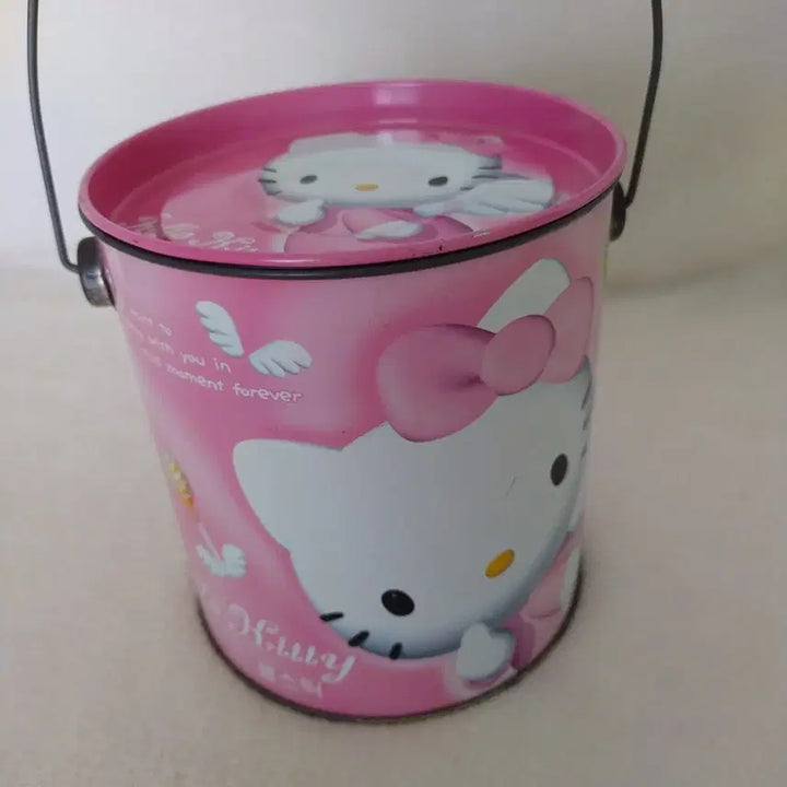[BUNJANG] 2000s Hello Kitty Ball Stick Tin Basket / 2000년대 헬로키티 볼스틱 틴 바스켓 / 빈티지 인테리어소품 틴케이스