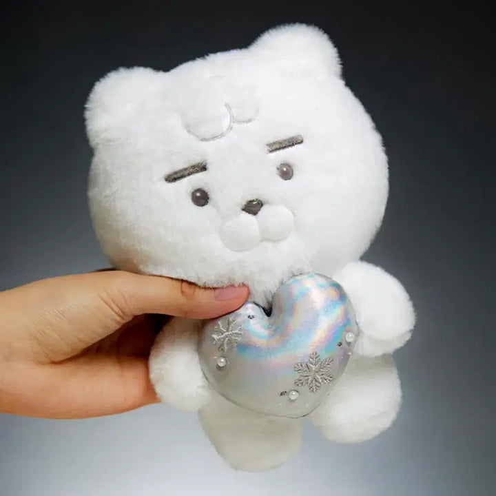 [BUNJANG] Kakao Friends Ryan White Silver Snowflake Heart Plush / 카카오프렌즈 화이트실버 눈꽃하트 라이언 인형