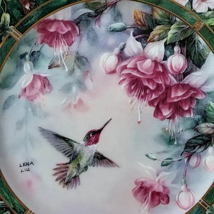 [BUNJANG] Lena Liu Hummingbird Decorative Plate / 레나 리우 허밍버드 장식접시
