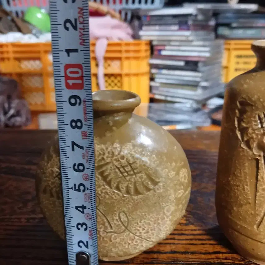 [BUNJANG] Vintage Yellow Celadon Small Vase (Set of 2) / 빈티지황청자소형유병2점