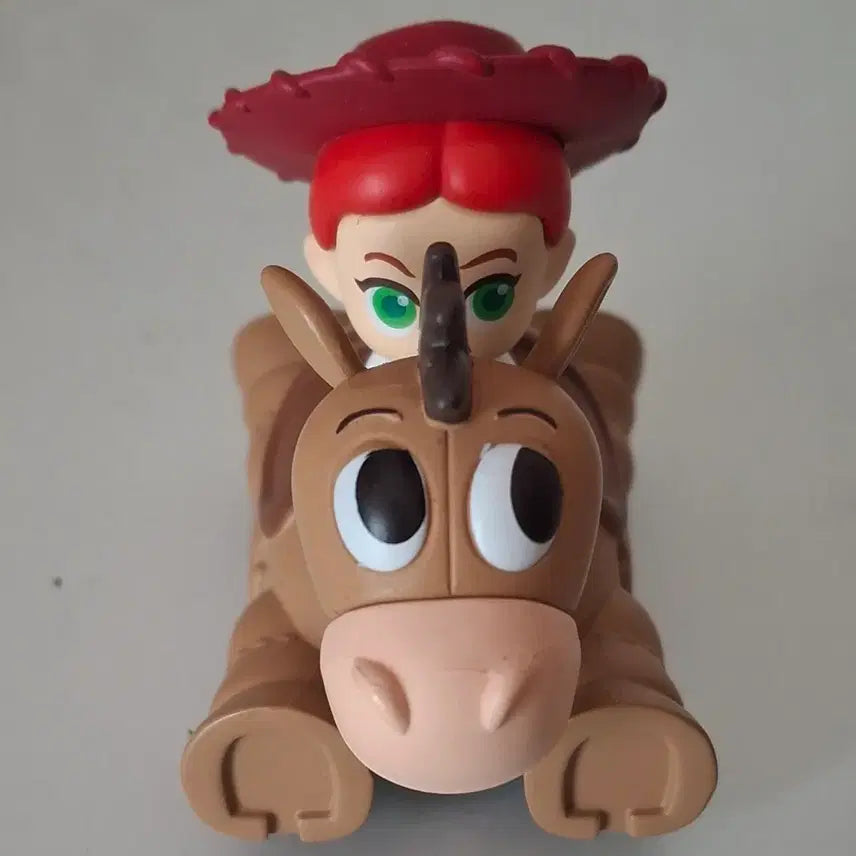 [BUNJANG] Disney Pixar Toy Story Jessie &amp; Bullseye Figure Set / 토이 스토리 제시&amp;불스아이 피규어