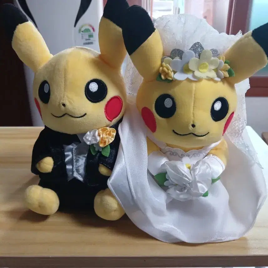 [BUNJANG] Pokemon Pikachu Wedding Doll Set / 포켓몬 피카츄 웨딩 인형 세트