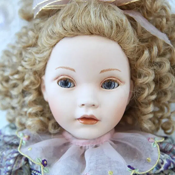 [BUNJANG] Vintage Wilhelmine Doll with Curly Hair / 빈티지 폴리돌 뽀글헤어가 사랑스러운 Wilhelmine