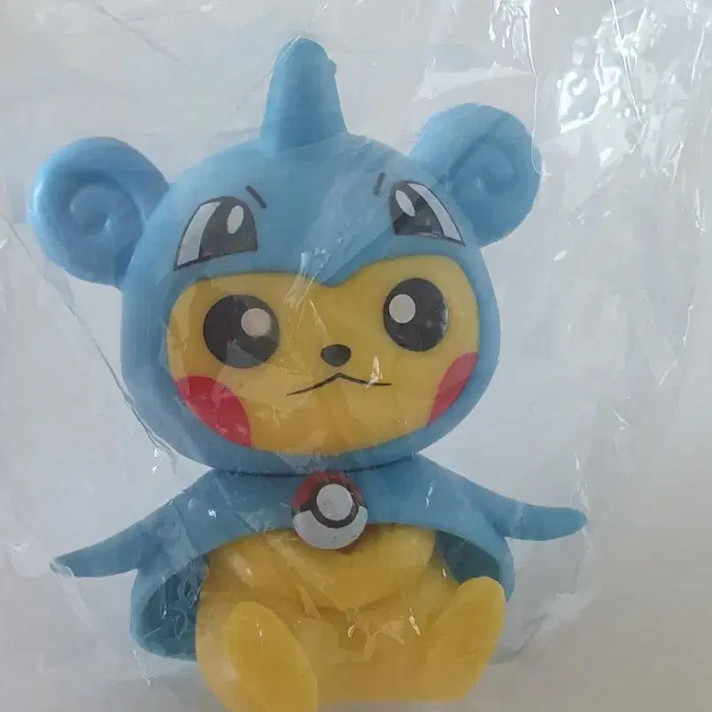 [BUNJANG] Poncho Pikachu &amp; Lapras Collaboration Figure / 판쵸 피카츄 피규어 라프라스 새상품