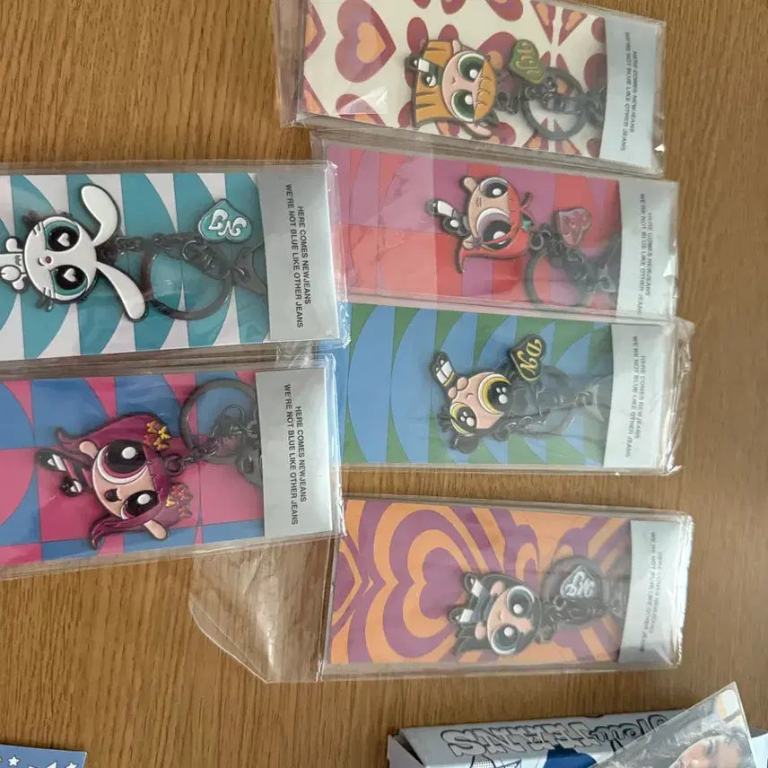 [BUNJANG] NewJeans x Powerpuff Girls Collaboration Keychain Set + Album / 파워퍼프걸 뉴진스 키링 세트+앨범 판매(최종가)