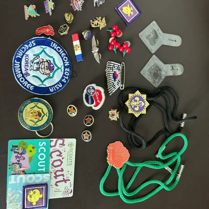 [BUNJANG] Scout Commemorative Badge and Emblem Set / 스카우트 기념 뱃지 세트 앰블럼 포함