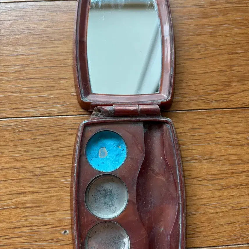 [BUNJANG] Amore Hightone Eyeshadow Case (1970s) / 골동품 아모레 하이톤 아이섀도 케이스