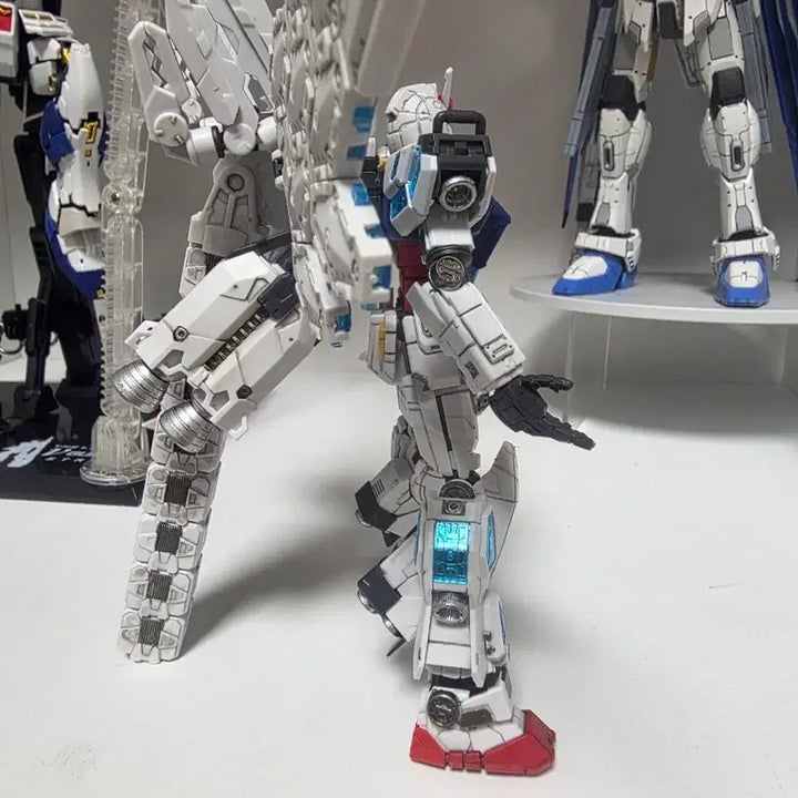 [BUNJANG] HG RX-78F00/E Gundam Glass Feather Equipment Version Pre-Assembled Model Kit / 중국제 HG RX-78F00/E 건담 글라스패더 장비 버젼 가조립 팝니다