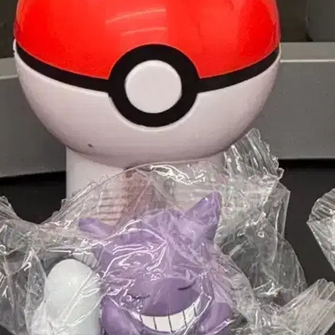 [BUNJANG] Pokemon Ball Drink Gacha Phantom Toy / 포켓볼 음료 가챠 팬텀 판매
