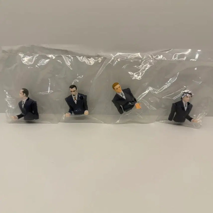 [BUNJANG] Hunter x Hunter Ichiban Kuji G Prize Zoldyck Family Butler Set (4 Types, Sealed) / 미개봉) 헌터x헌터 제일복권 g상 조르딕가 집사 4종