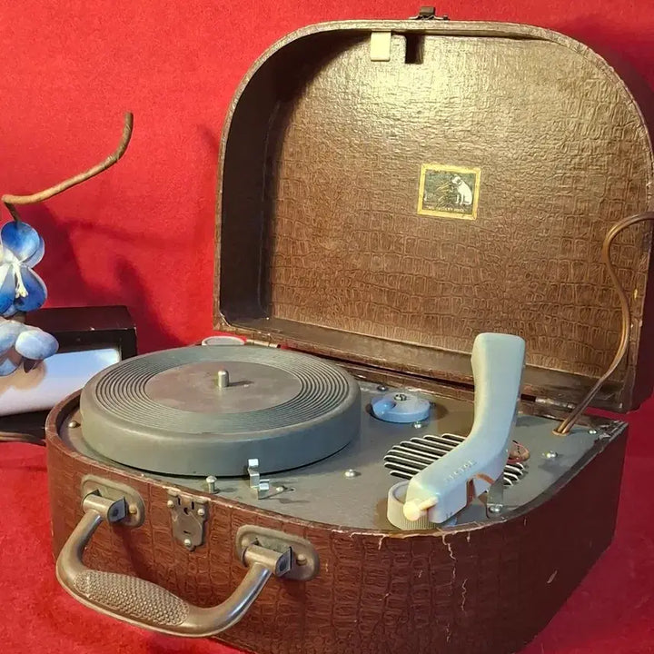 [BUNJANG] Victor 1950s Portable Record Player / 빅터 50년대 휴대용 전축