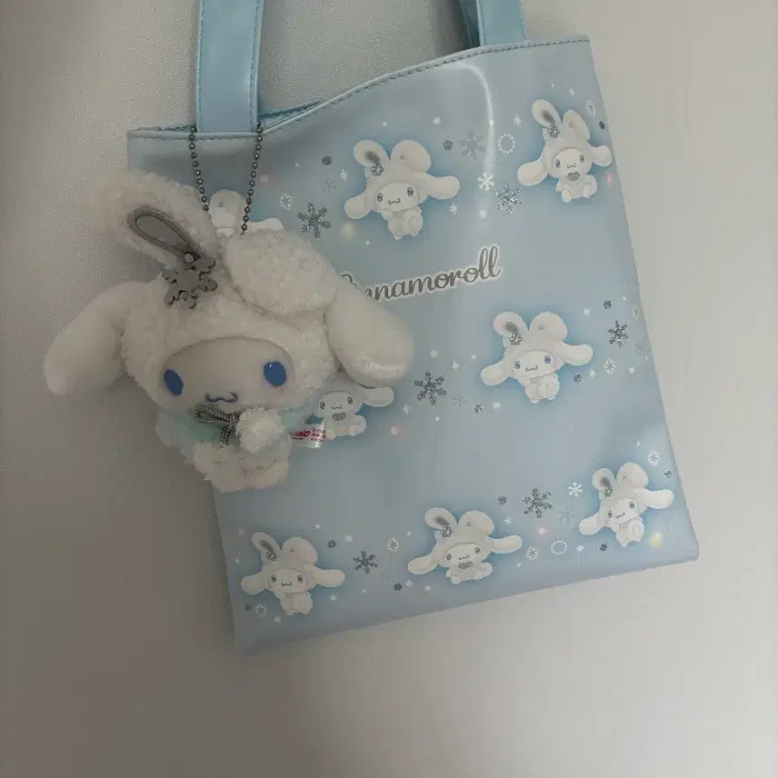 [BUNJANG] Cinnamoroll Snow Rabbit Blue Bag Set with Mako Doll Keychain / 눈토끼 시나모롤 마코 가방 세트