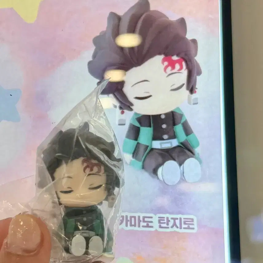 [BUNJANG] Demon Slayer Tanjiro Sleeping Series Vol. 3 Figure / 일본가챠)귀칼 잠자는대열3탄 탄지로 피규어