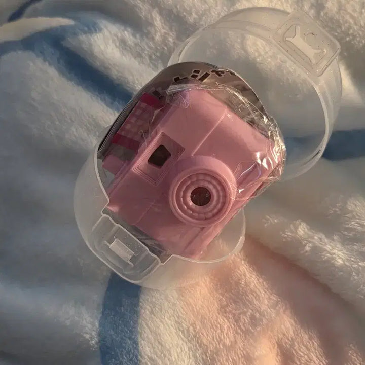 [BUNJANG] Hello Kitty Pink Camera Gachapon Toy (Lights Up!) / 키티 카메라 가챠 판매 (불도 나와요!)