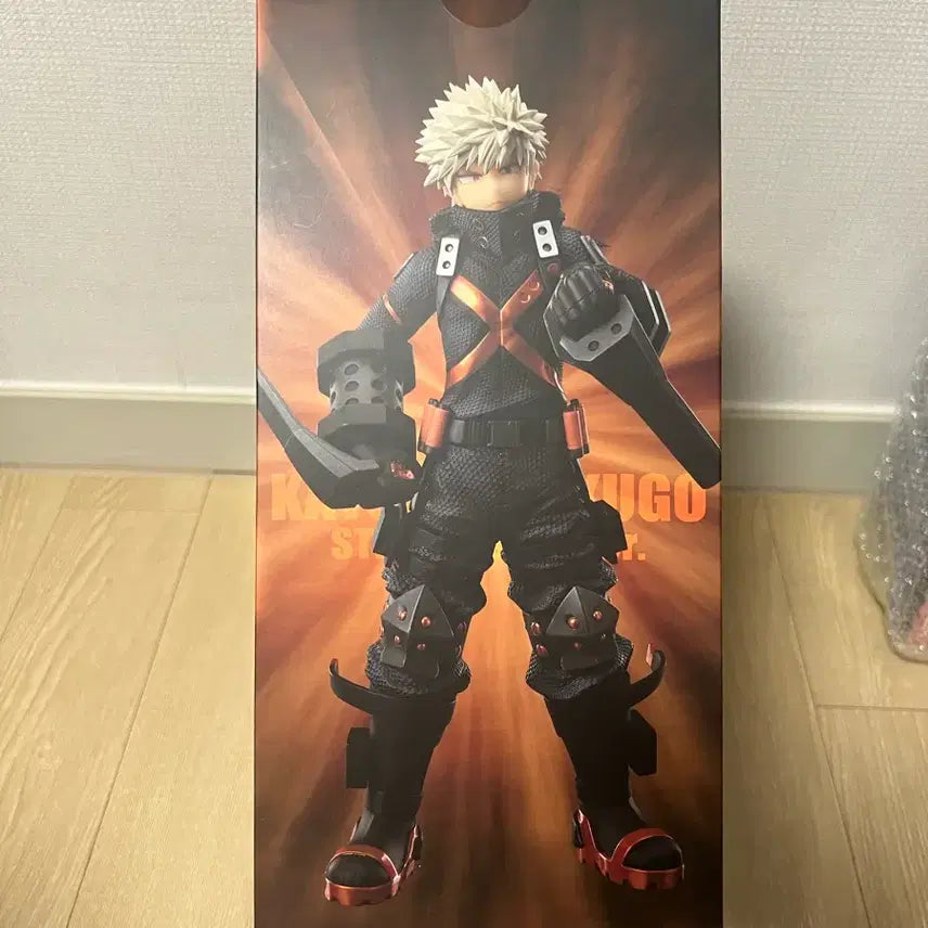 [BUNJANG] My Hero Academia Toho World Heroes Bakugo Figure (Sealed) / [미개봉] 나히아 토호 월히미 바쿠고