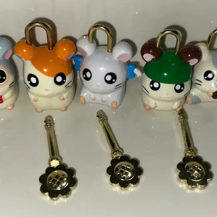 [BUNJANG] Hamutaro Rare Gacha Vintage Toy / 일괄할인) 햄토리 자물쇠 레어 가챠 장난감 고전문구 방가방가햄토리 레어