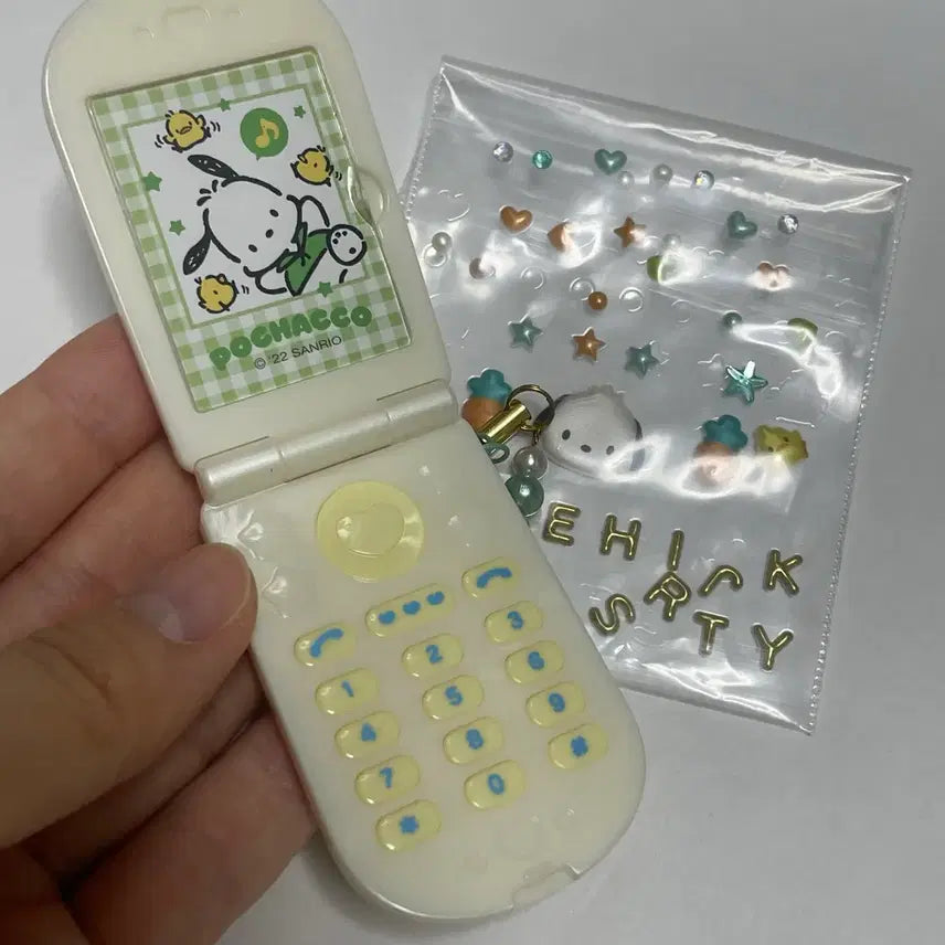 [BUNJANG] Sanrio Pochacco Heisei Flip Phone Keychain (Discontinued) / (단종) 산리오 포차코 코갸루 헤이세이 폴더폰 핸드폰 키링
