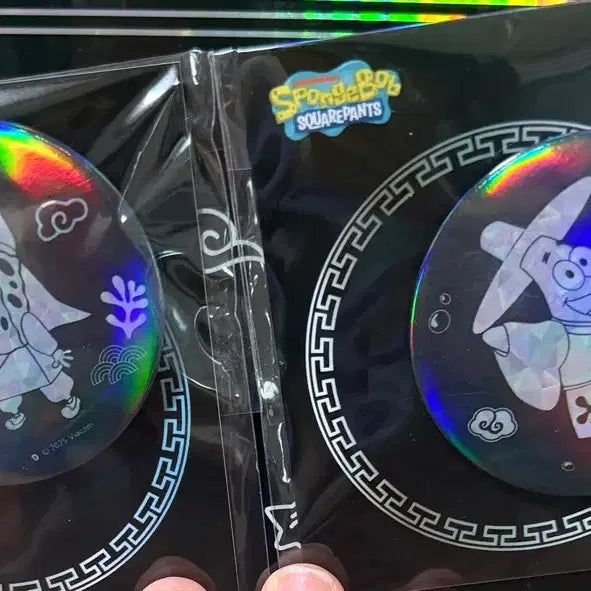 [BUNJANG] DangComa SpongeBob &amp; Patrick Mother-of-Pearl Badge Set / 댄꼼마 스폰지밥 &amp; 뚱이 자개 뱃지 세트