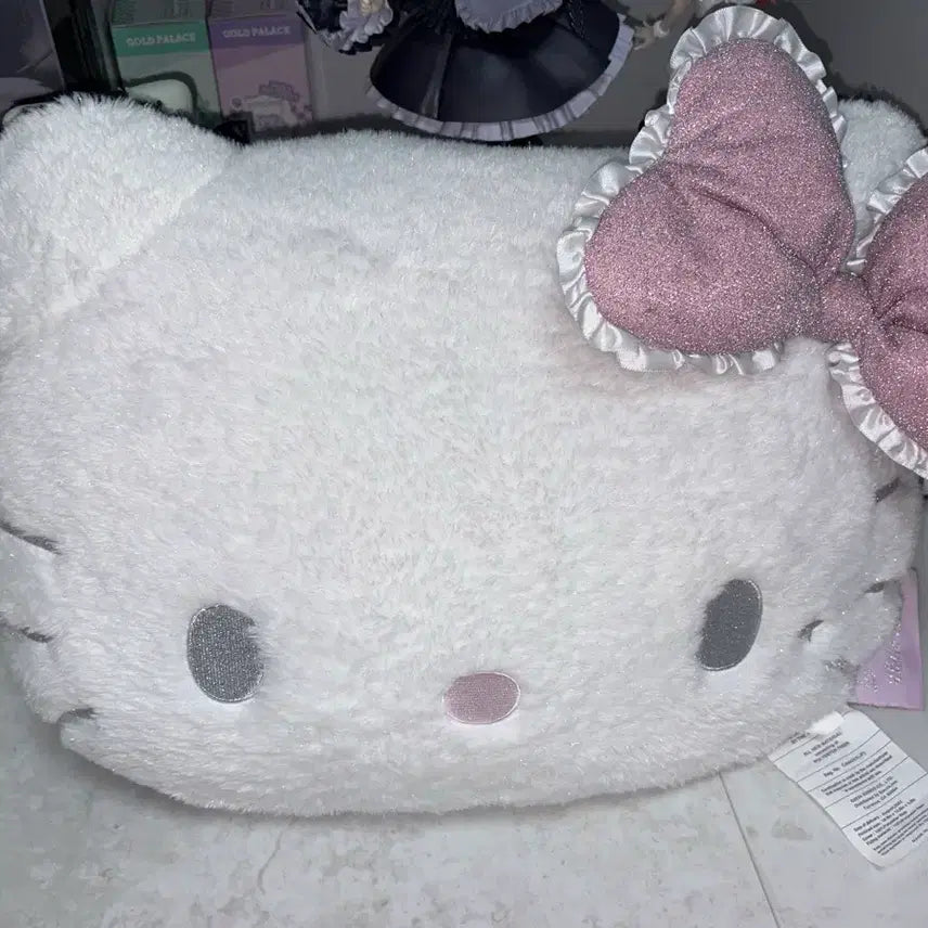[BUNJANG] Sanrio Hello Kitty Angel/Devil Cushion / 산리오 천사악마 키티 헬로키티 쿠션 방꾸